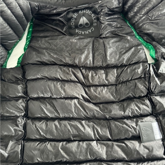 Moose Knuckles good as new - Picture 3 of 3